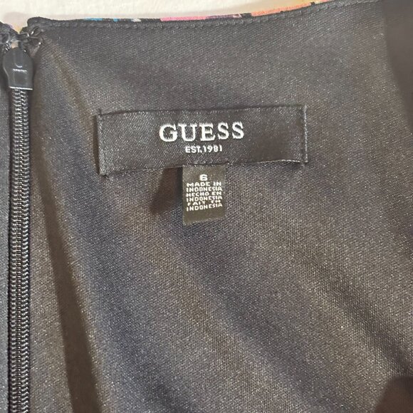 GUESS Multicolor Floral Long-Sleeve Wrap Dress - Size 6 - Picture 3 of 13